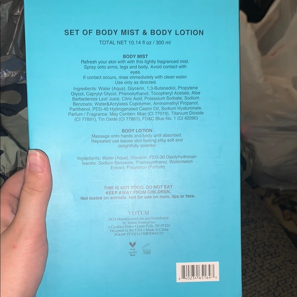 Blue Moisturizer & Body Oil Bath Set - Picture 2 of 2